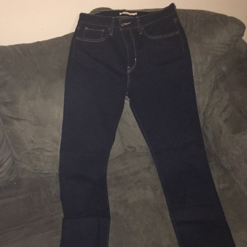 Women Levi jeans